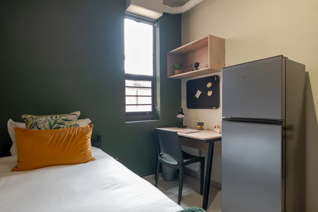 Single Rooms