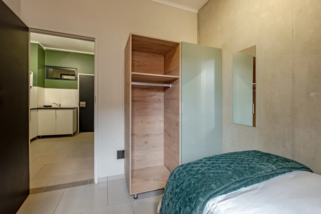 Single Rooms