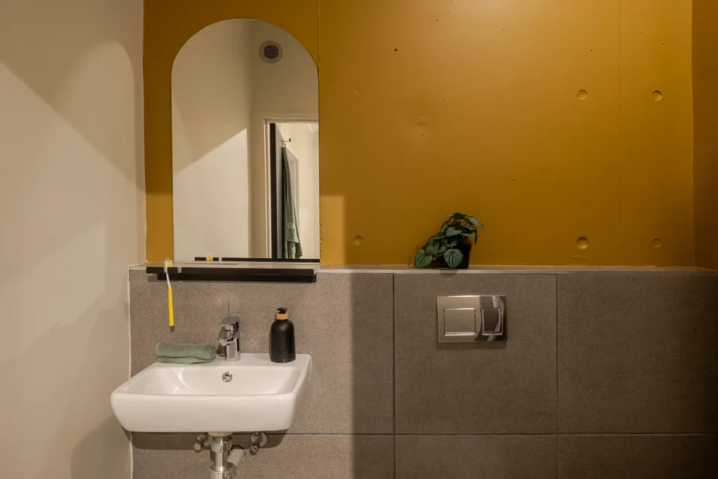 Single Rooms