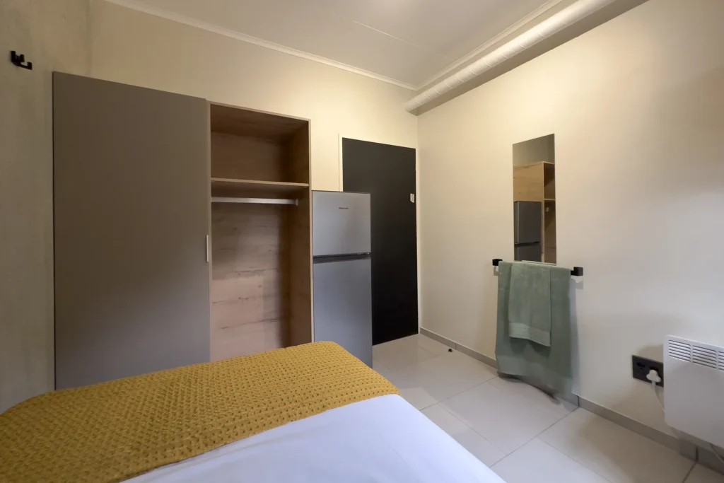 Single Rooms