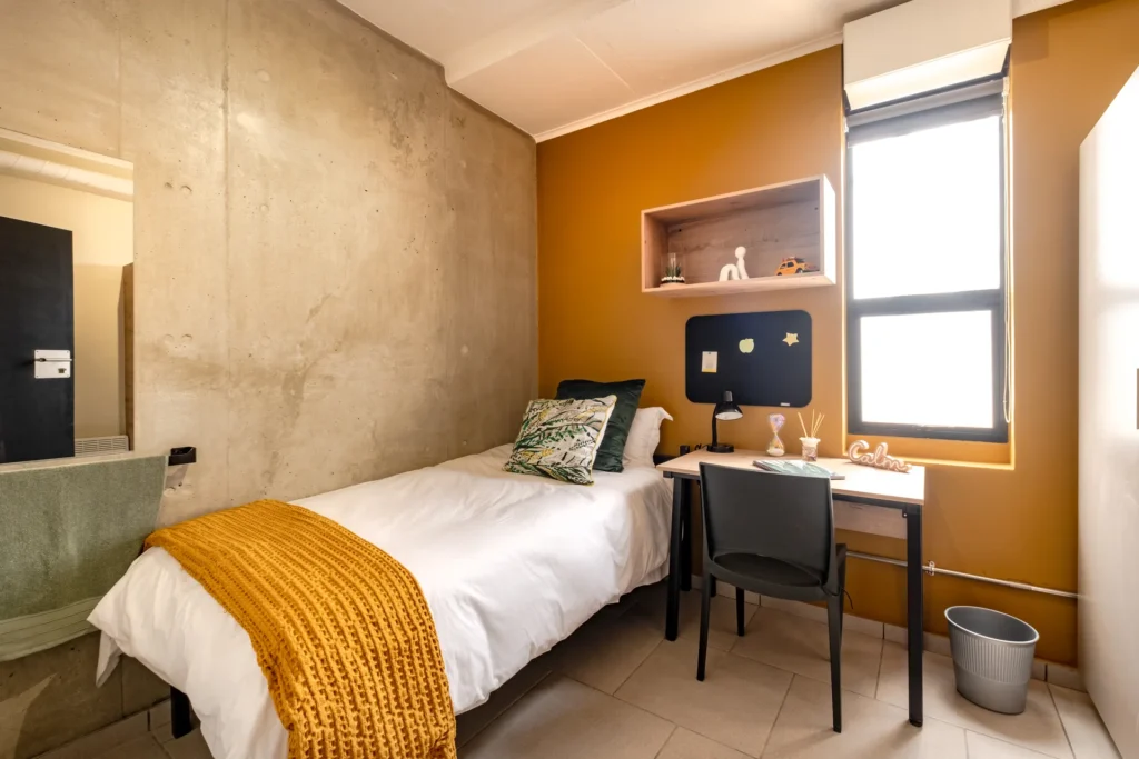 Single Rooms