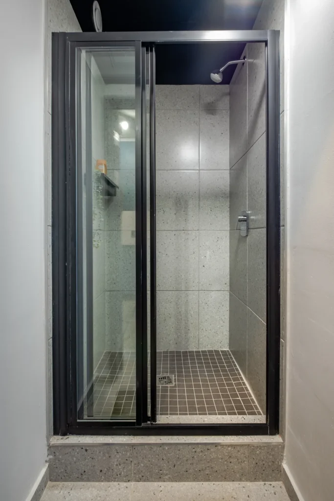 Single Rooms