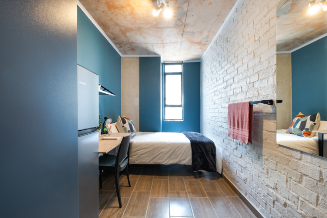 Studio Apartments at Peak Studios