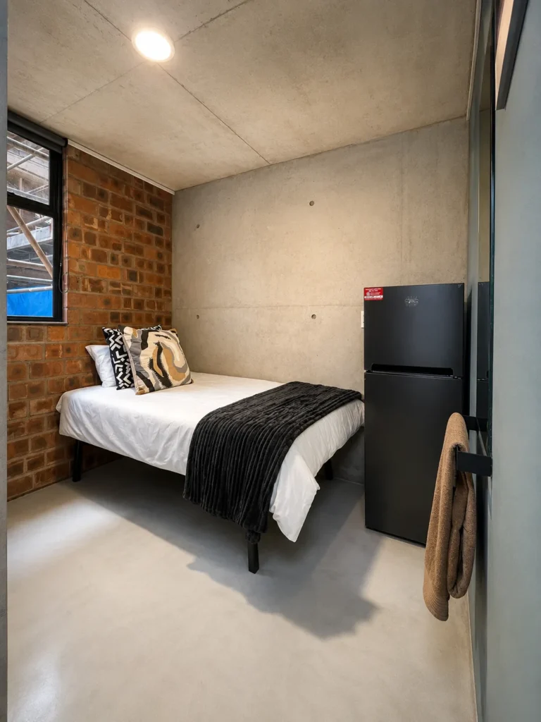 Shared Rooms at Hluma Studios