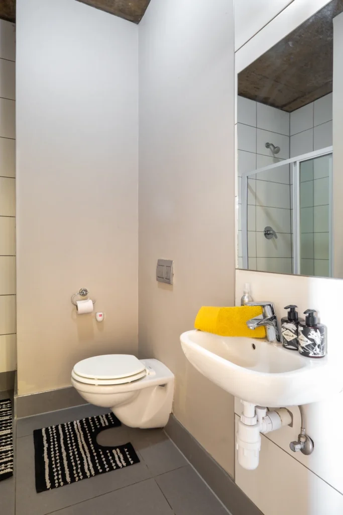 Single Rooms
