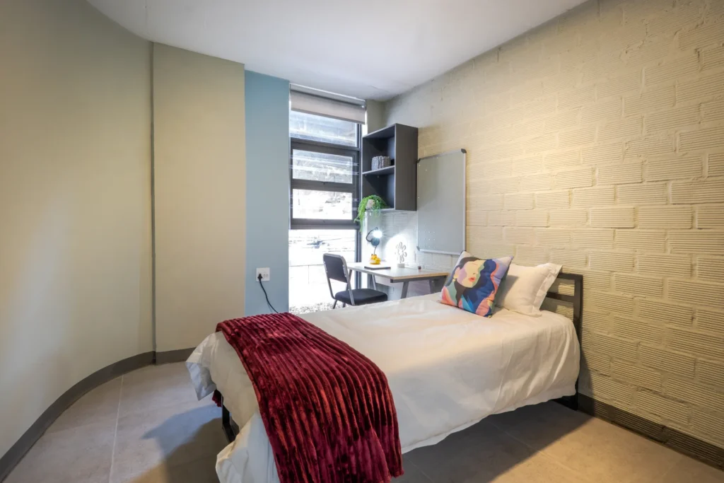 Single Rooms