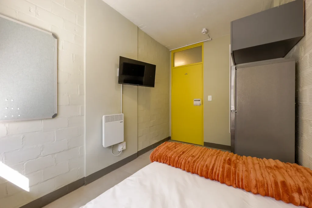Single Rooms