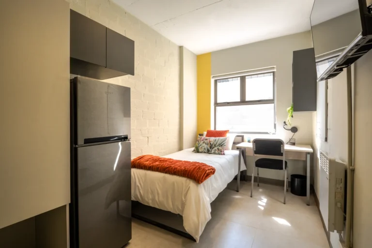 Single Rooms at Peak Studios
