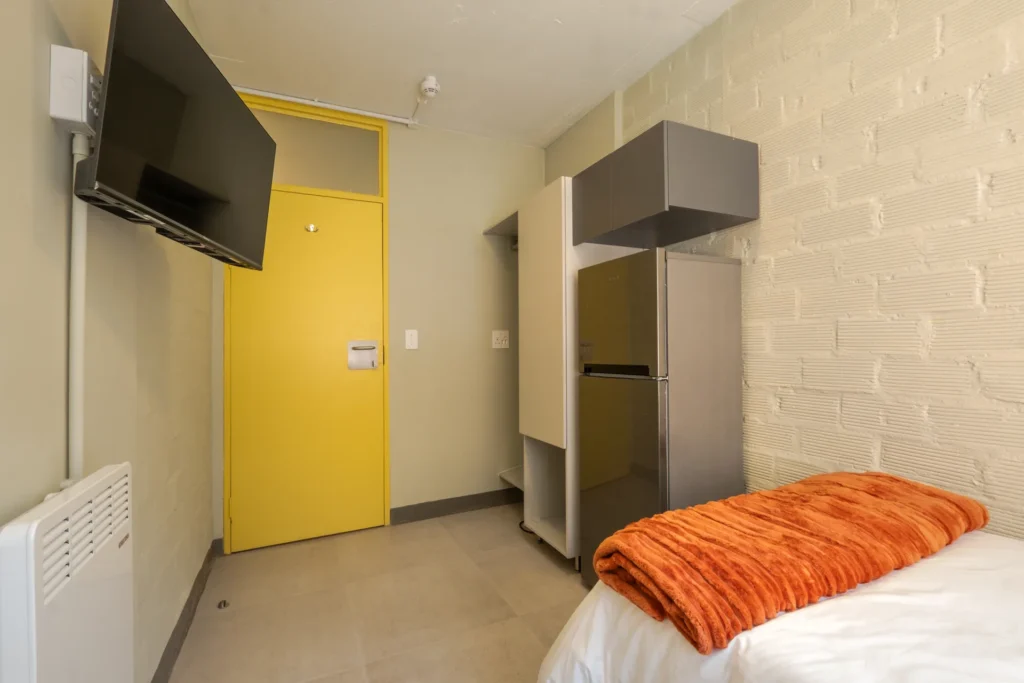 Single Rooms