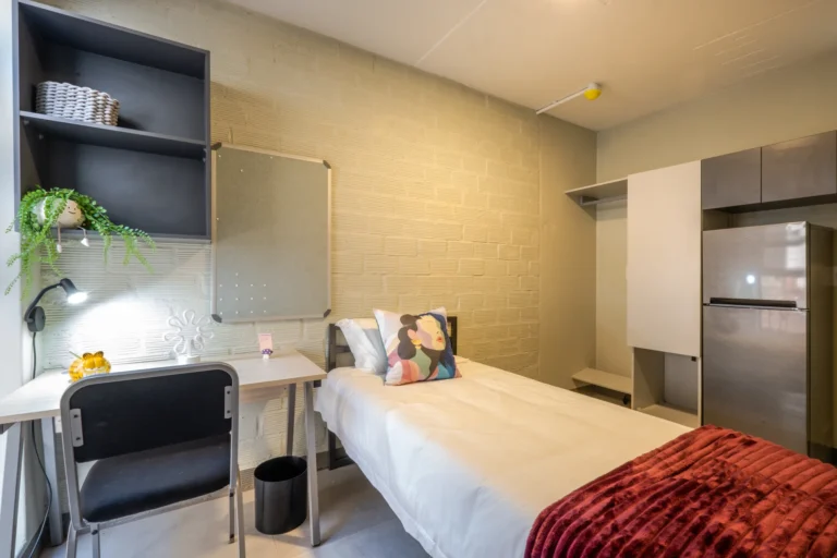 Mobility-friendly Rooms at Peak Studios
