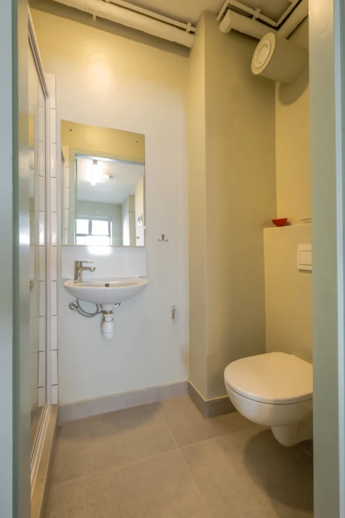 Single Rooms